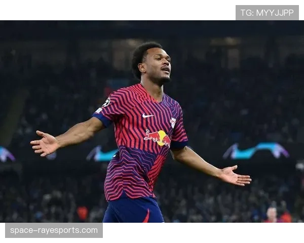 德甲直播:RB莱比锡主场暂时1-0领先法兰克福,奥蓬达单刀破门 德甲直播:RB莱比锡主场暂时1-0领先法兰克福,奥蓬达单刀破门